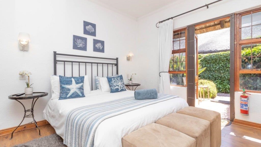 7 Bedroom Property for Sale in Westcliff Western Cape